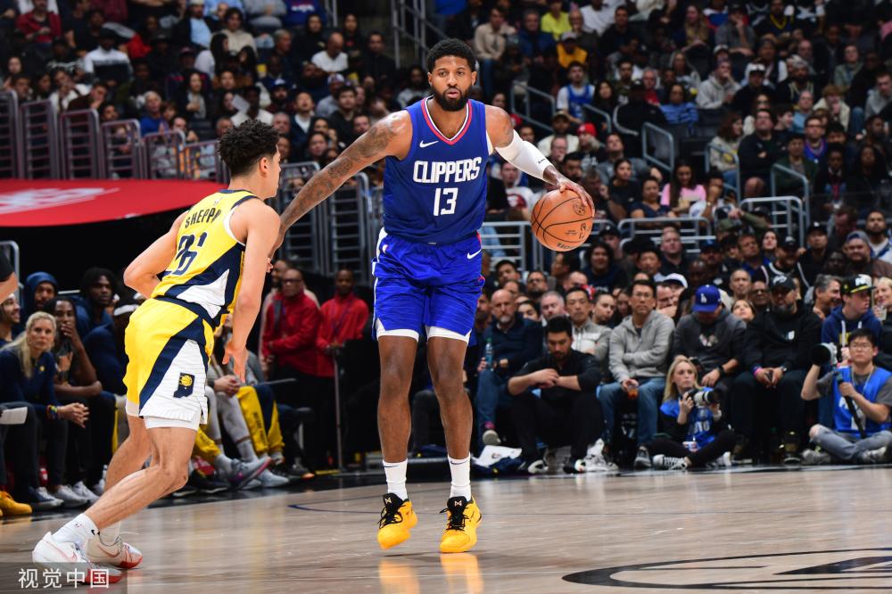 这位年轻的 这位年轻的