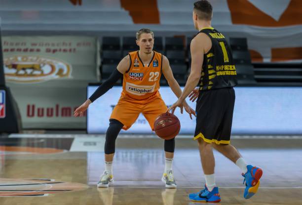 都起着不可 都起着不可